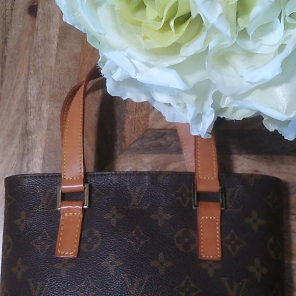 Vintage Louis Vuitton Bag - Picture 13 of 15